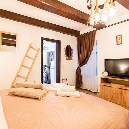Appartement Saint Marco35Th à Braşov Extérieur photo