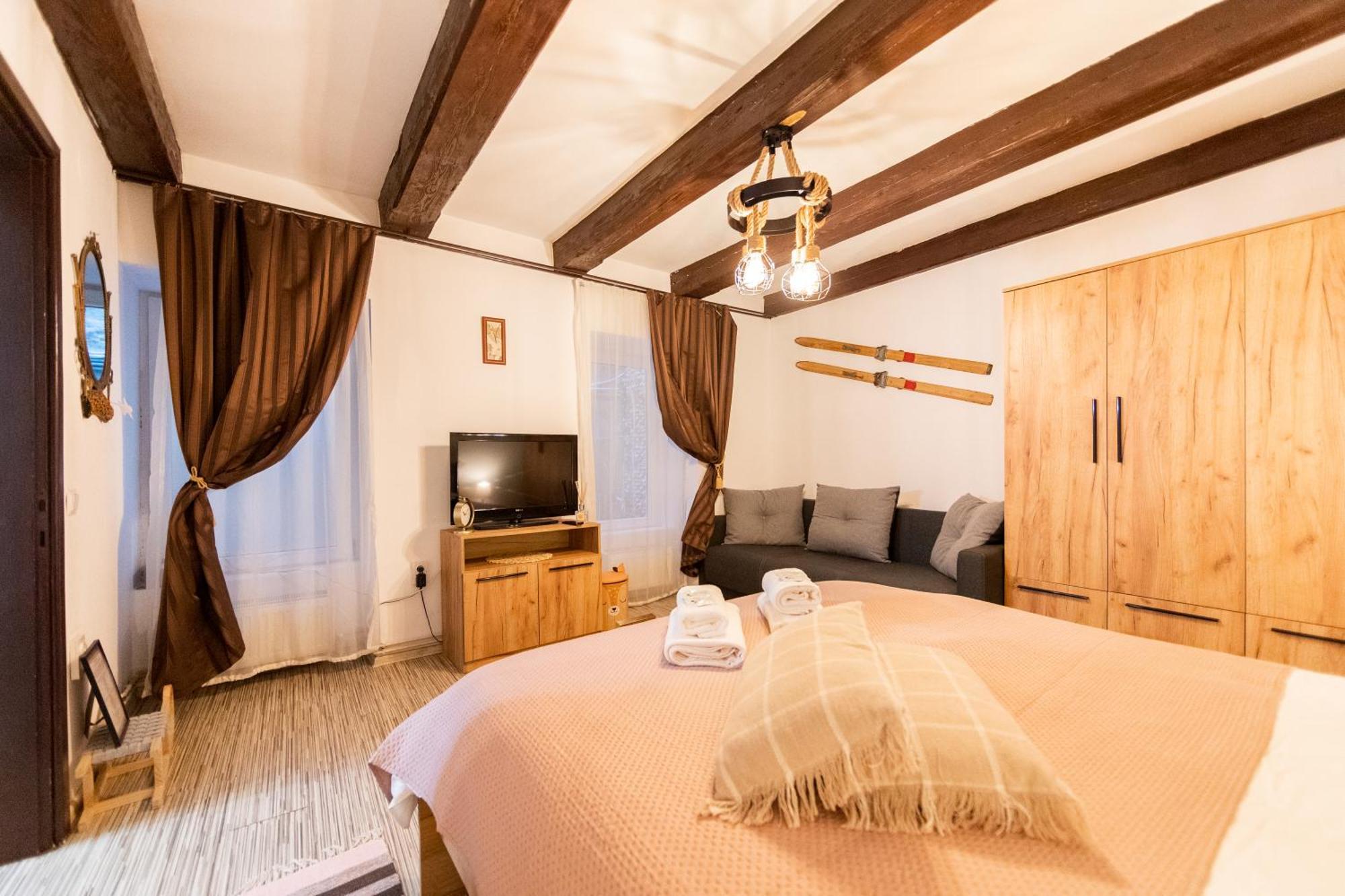Appartement Saint Marco35Th à Braşov Extérieur photo